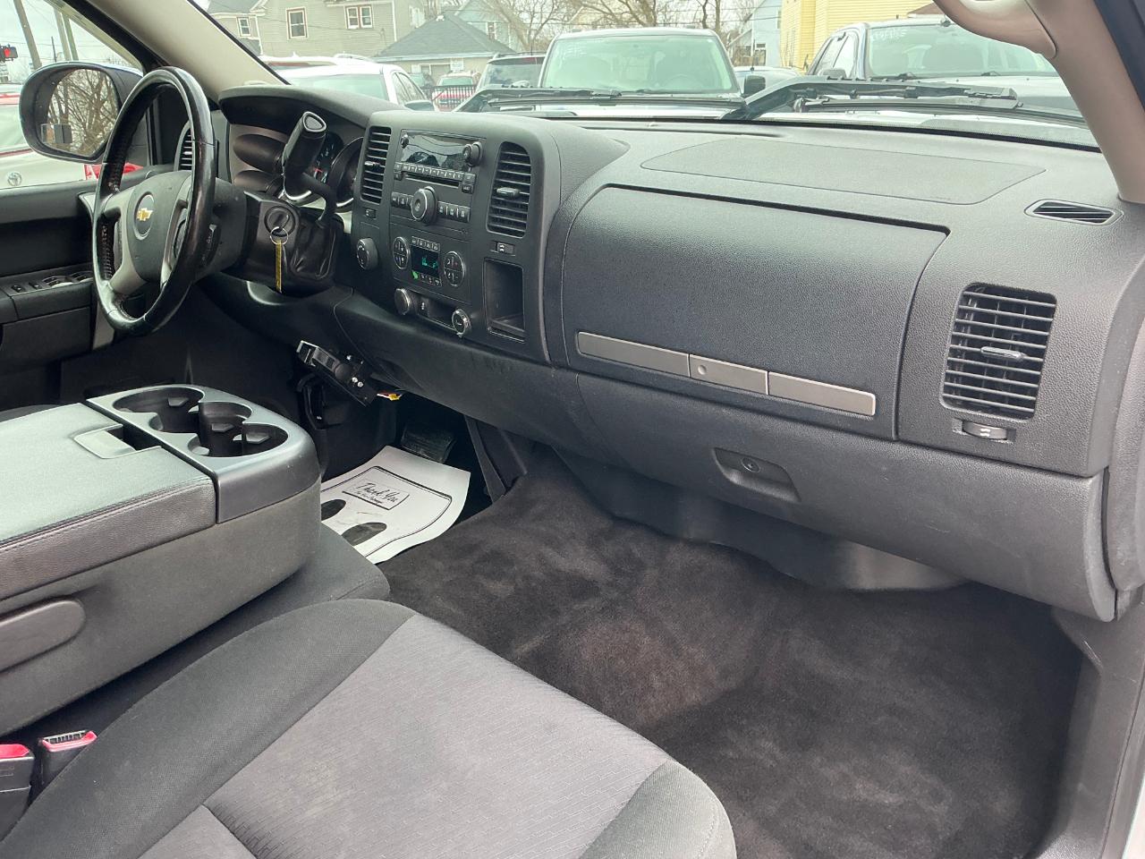 Chevrolet Silverado 1500 LT Ext. Cab Long Box 4WD 2013