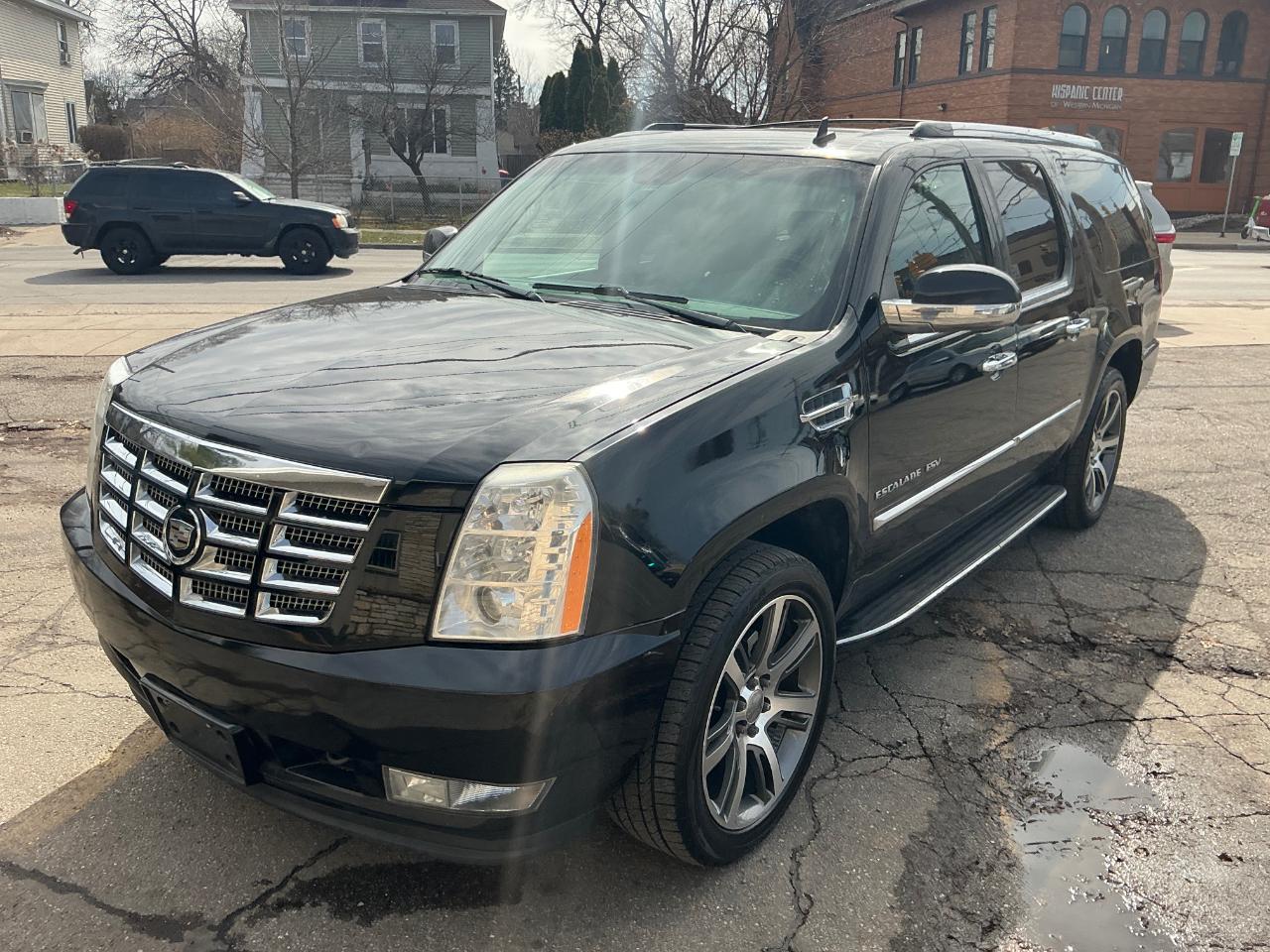 Cadillac Escalade ESV AWD Luxury 2010