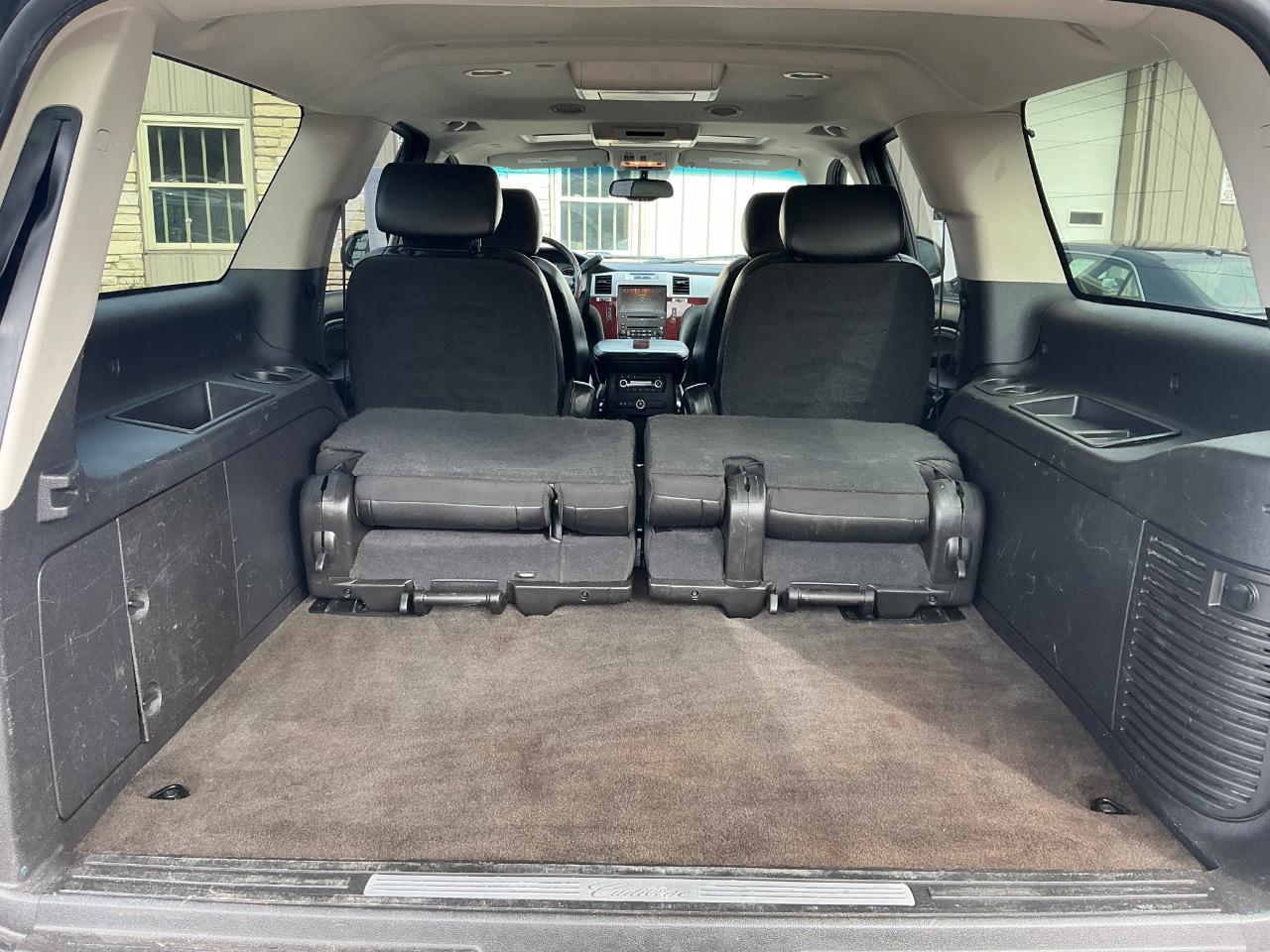 Cadillac Escalade ESV AWD Luxury 2010