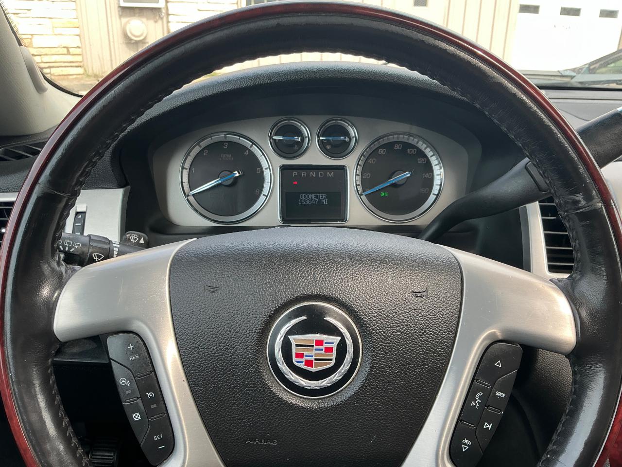 Cadillac Escalade ESV AWD Luxury 2010