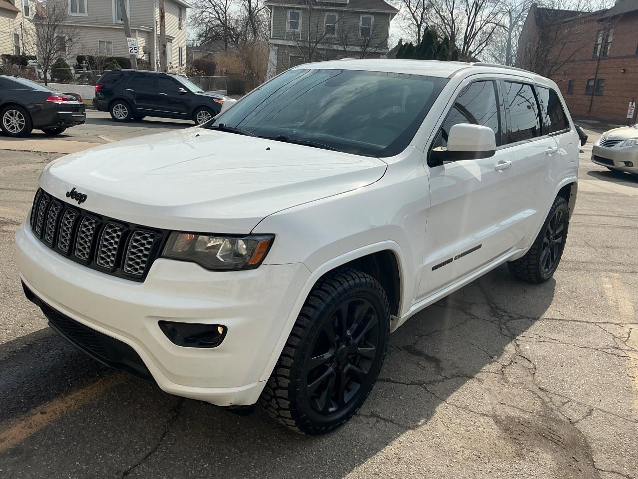 Jeep Grand Cherokee Laredo 4WD 2018
