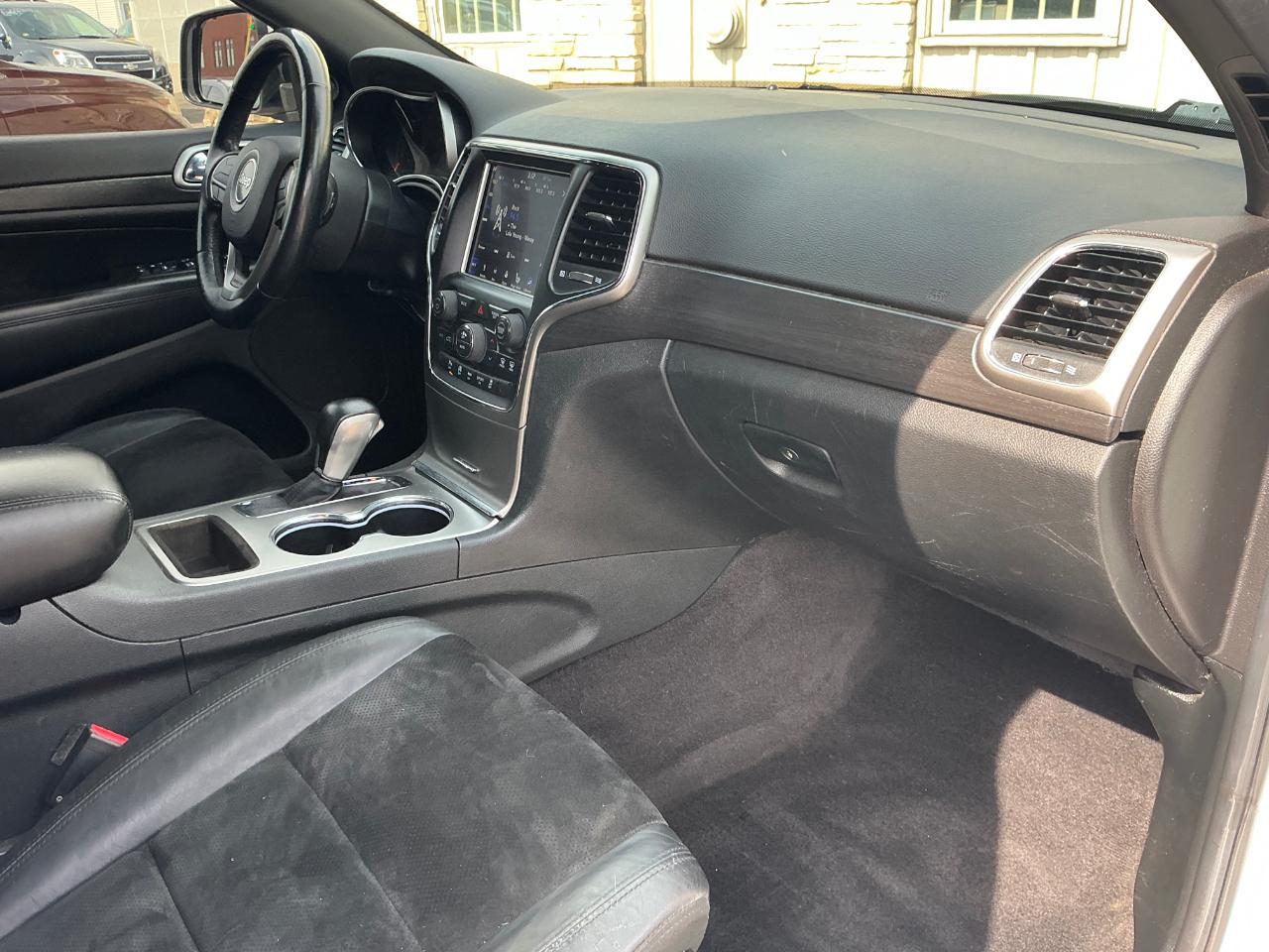 Jeep Grand Cherokee Laredo 4WD 2018