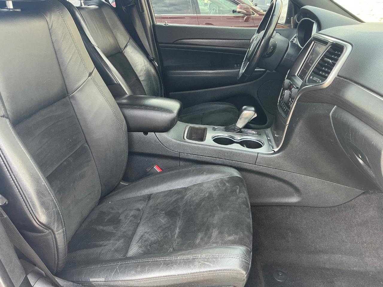 Jeep Grand Cherokee Laredo 4WD 2018