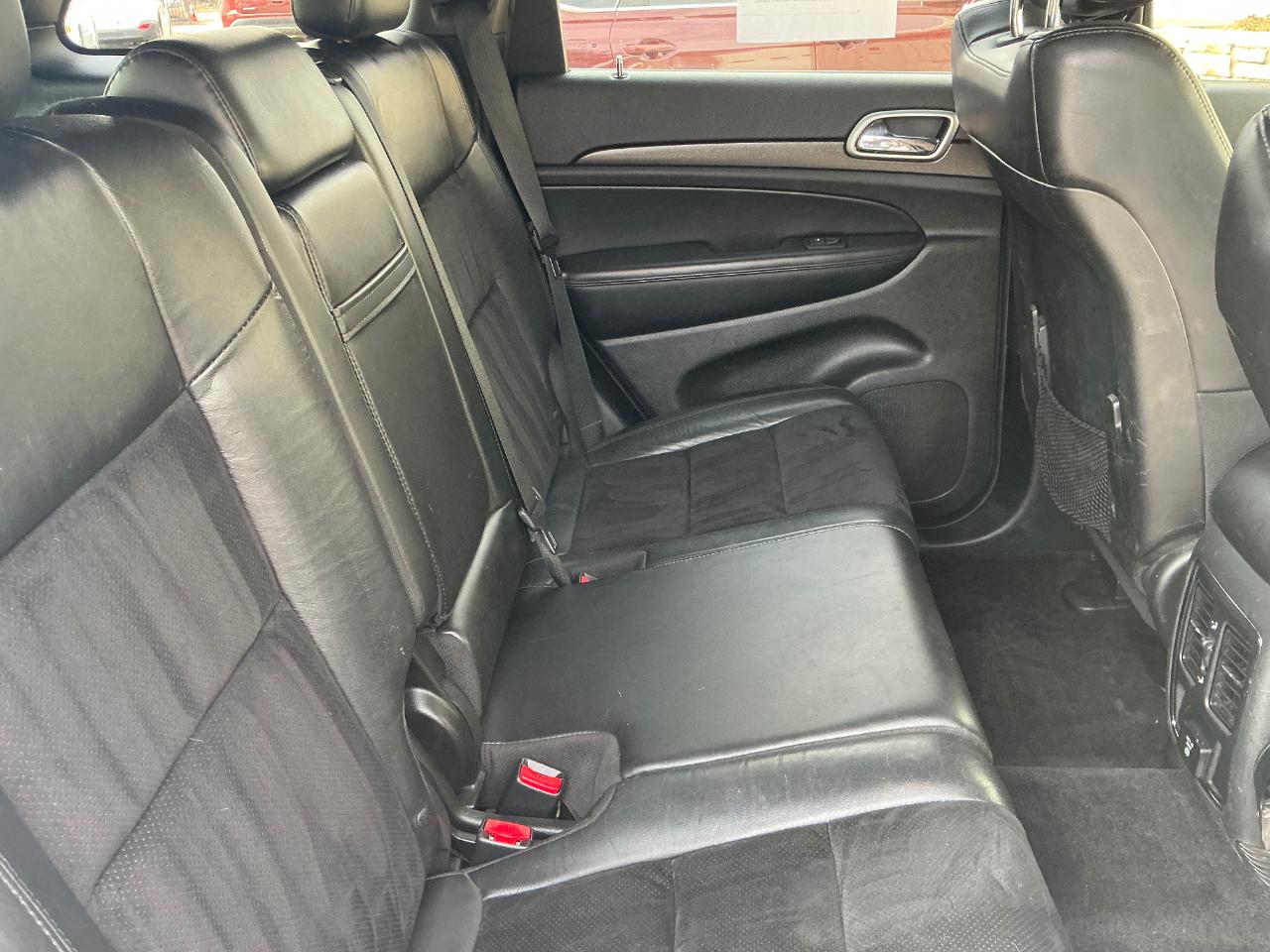 Jeep Grand Cherokee Laredo 4WD 2018