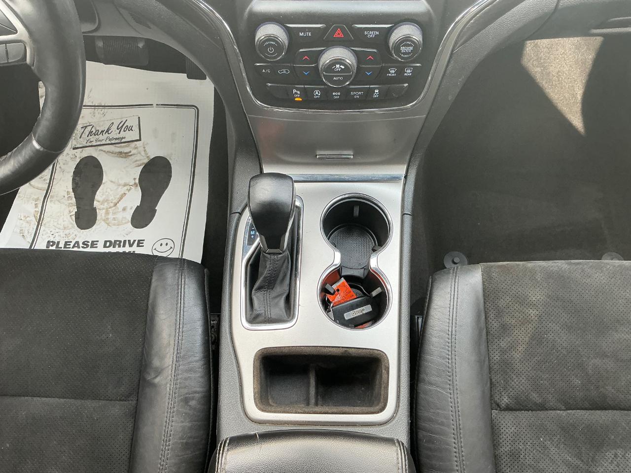 Jeep Grand Cherokee Laredo 4WD 2018