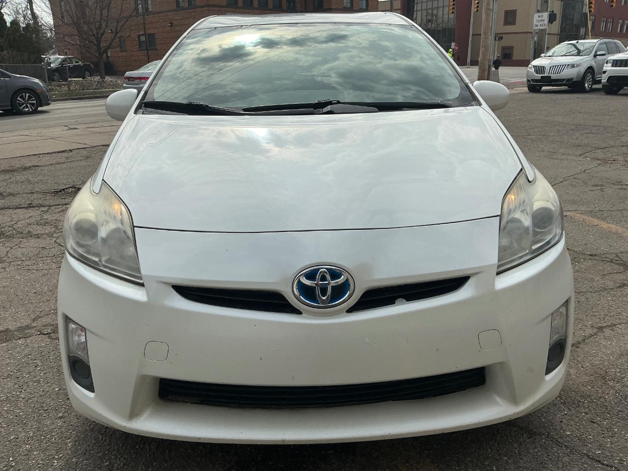 Toyota Prius Prius V 2010