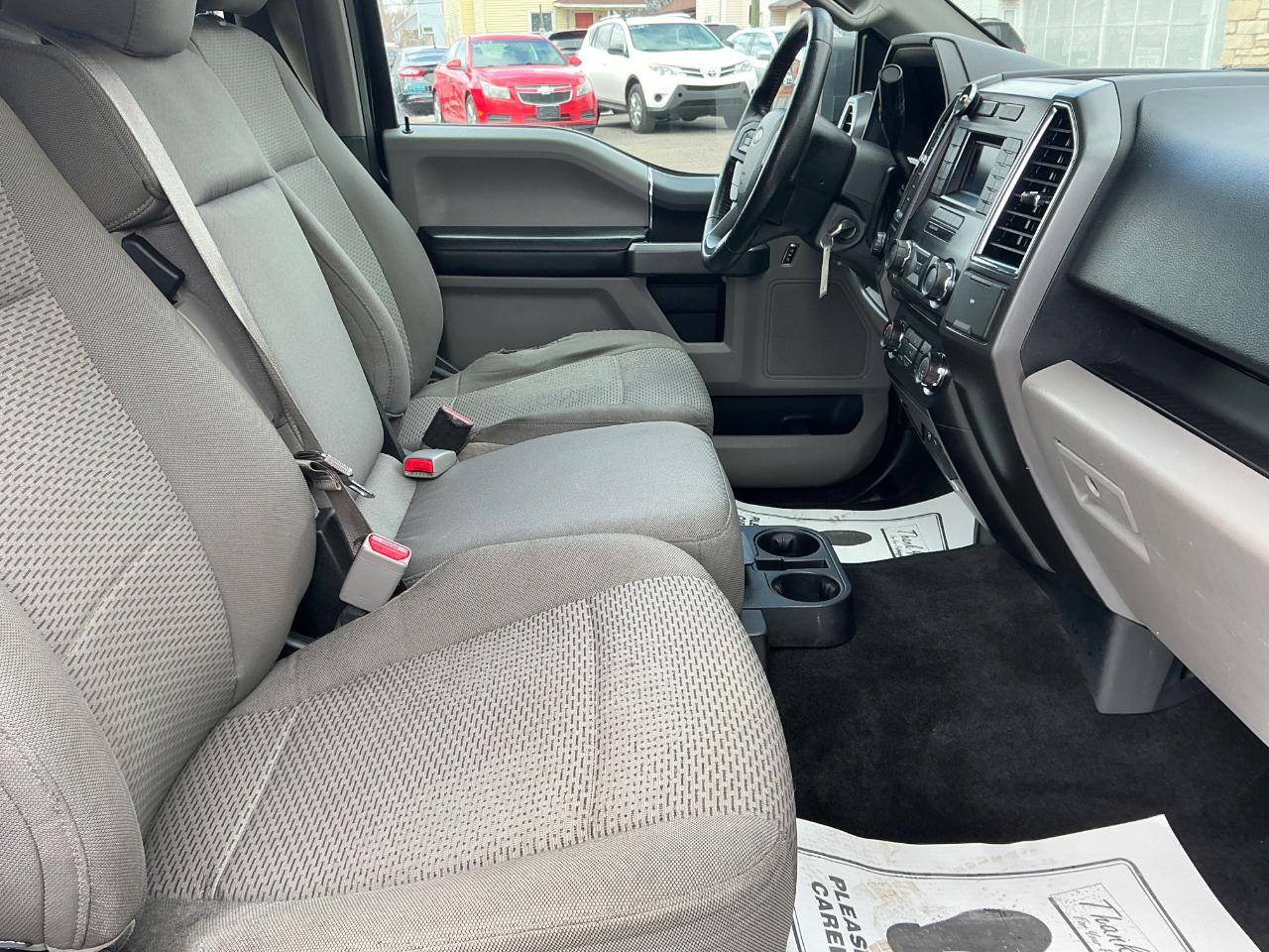 Ford F-150 XL SuperCrew 5.5-ft. Bed 4WD 2015