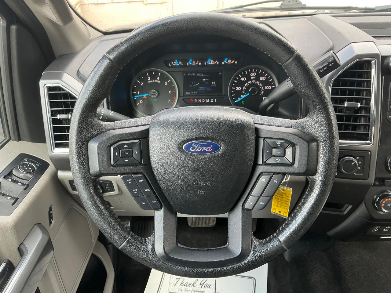 Ford F-150 XL SuperCrew 5.5-ft. Bed 4WD 2015