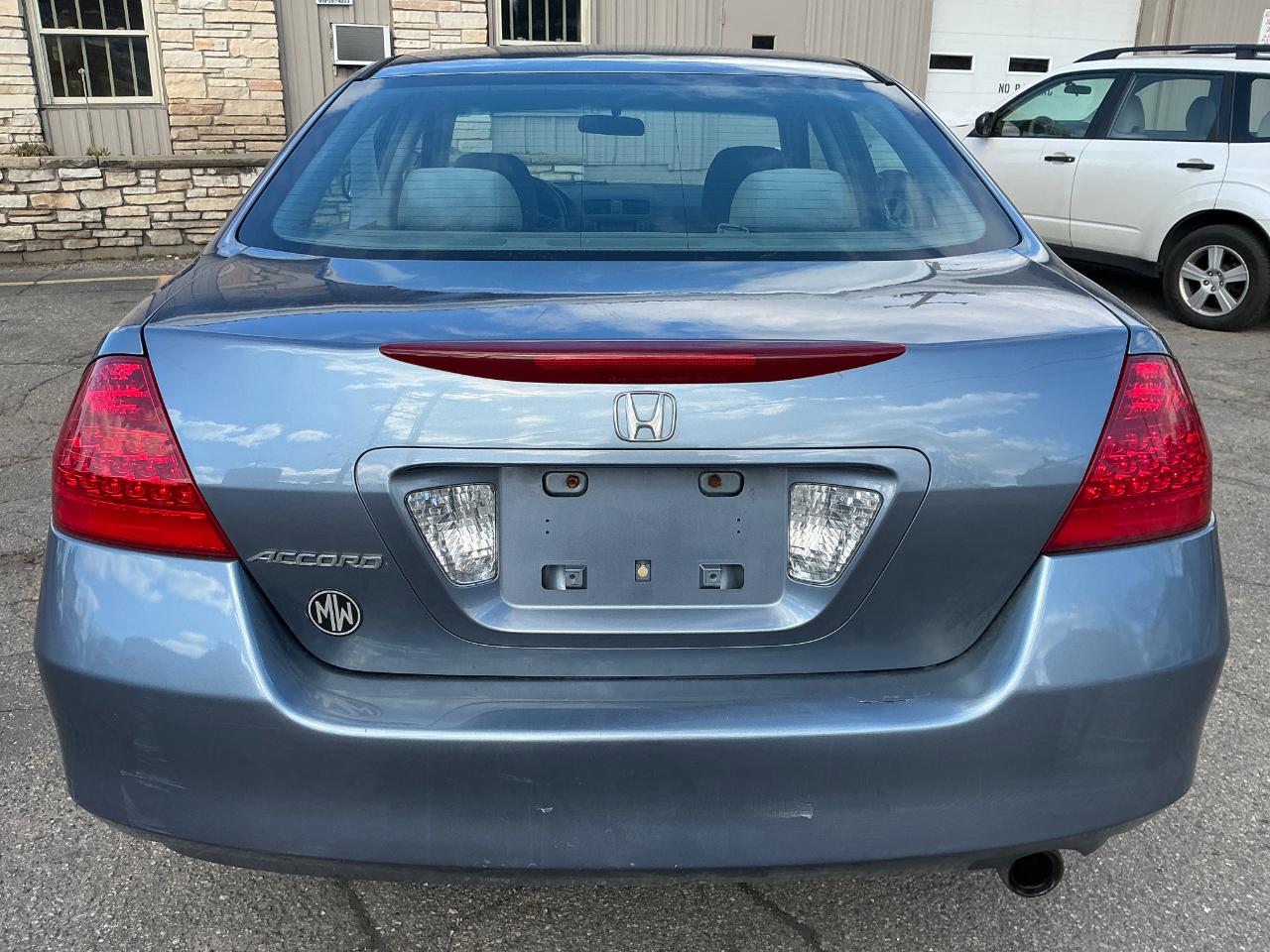 Honda Accord LX sedan AT 2007