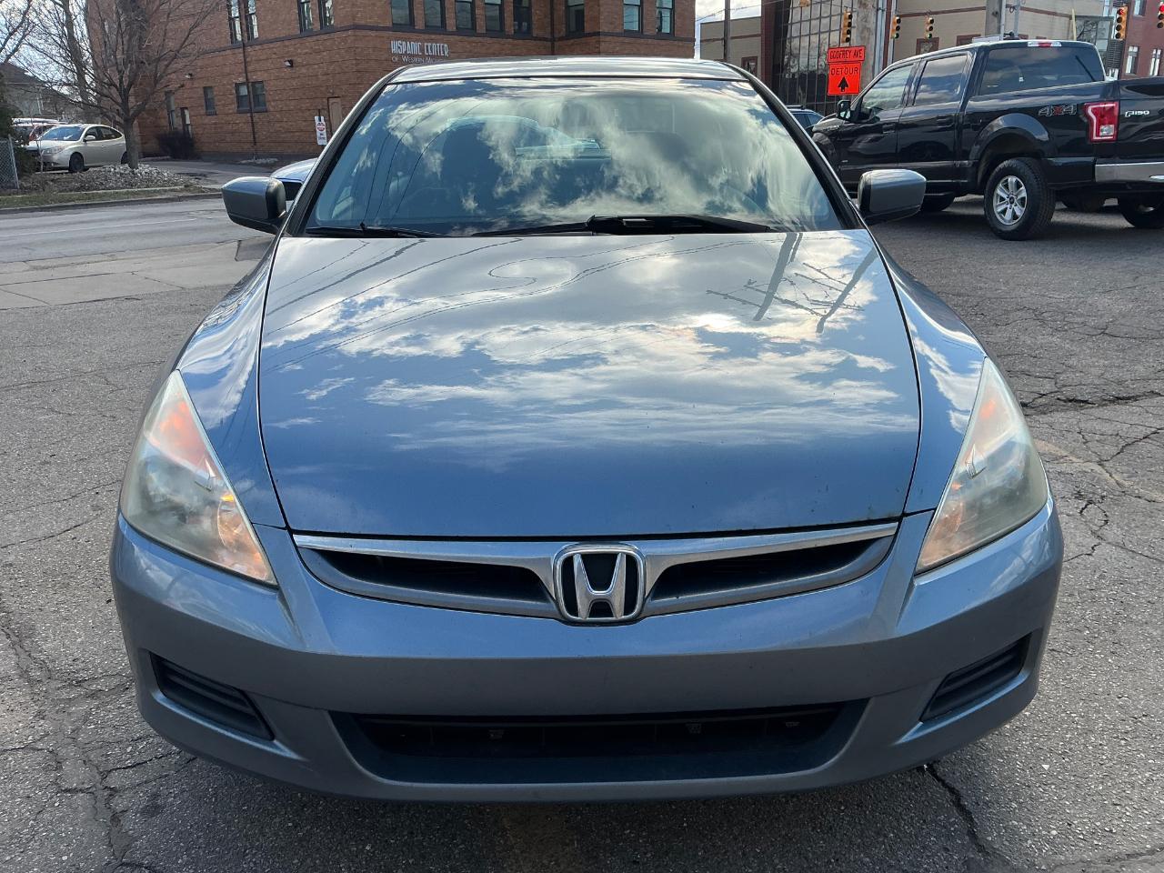Honda Accord LX sedan AT 2007