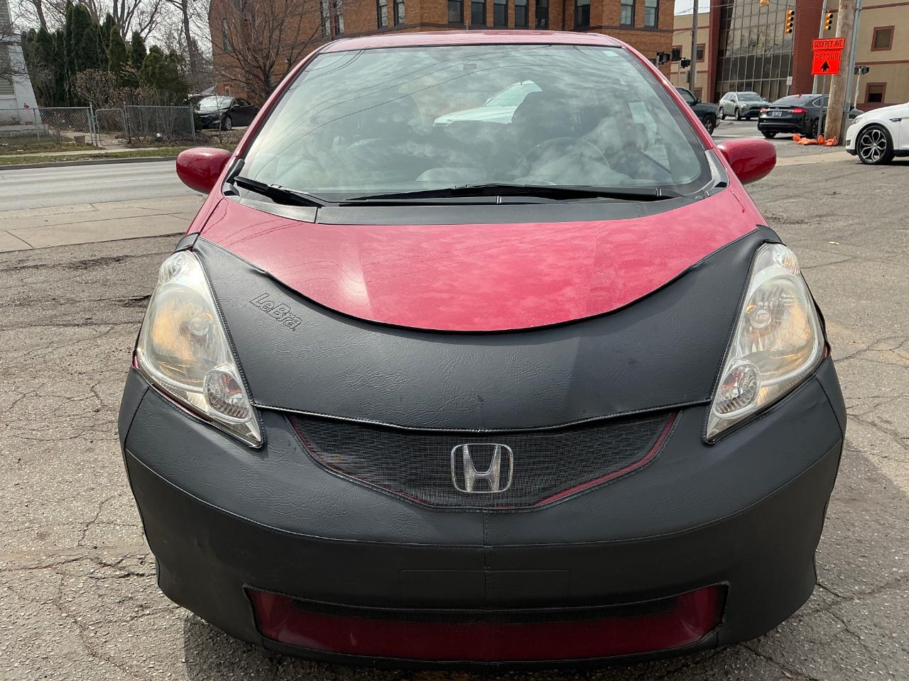 Honda Fit Sport 5-Speed AT 2011