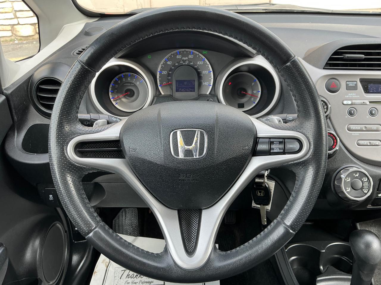 Honda Fit Sport 5-Speed AT 2011