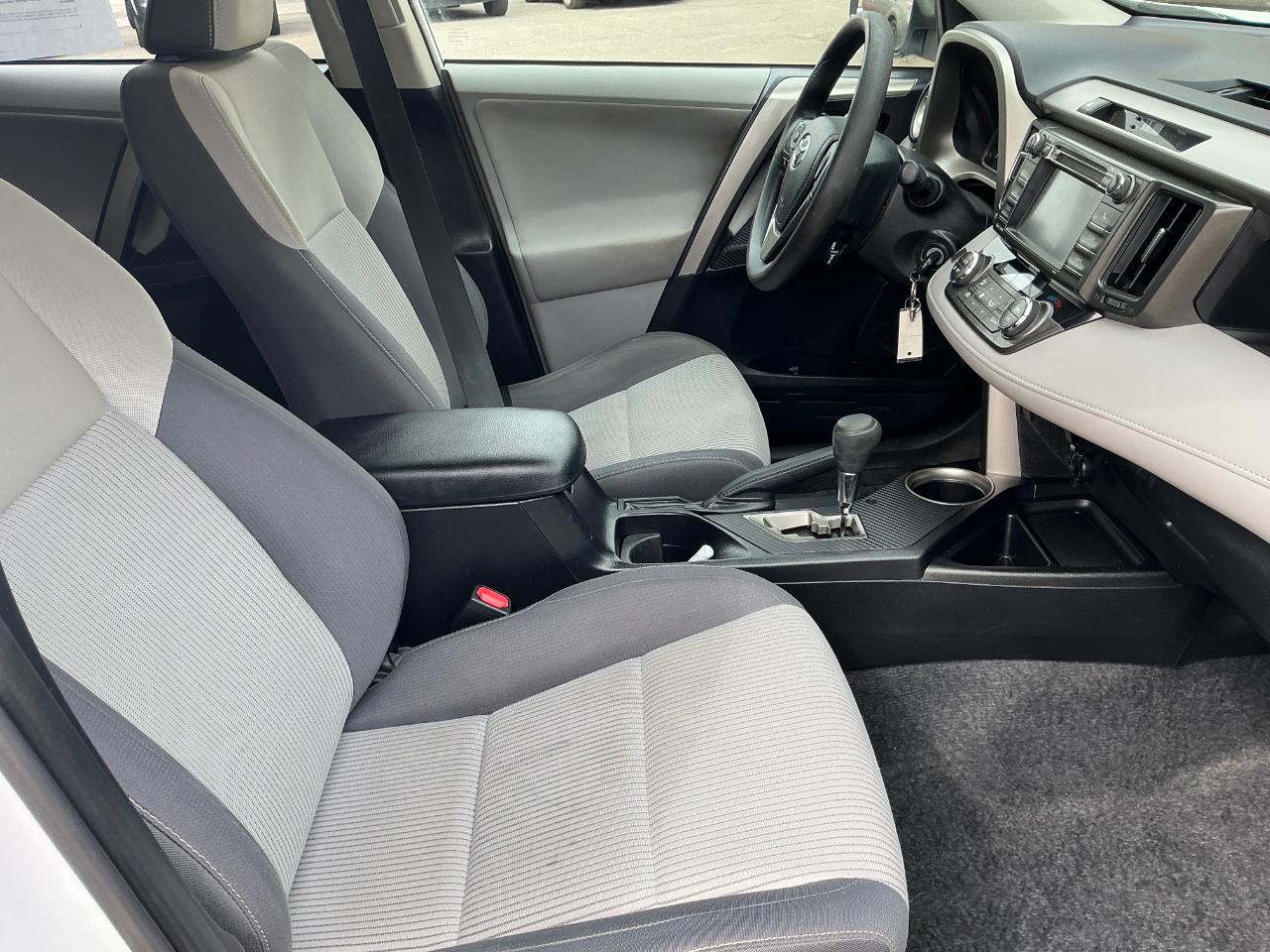 Toyota RAV4 XLE AWD 2013