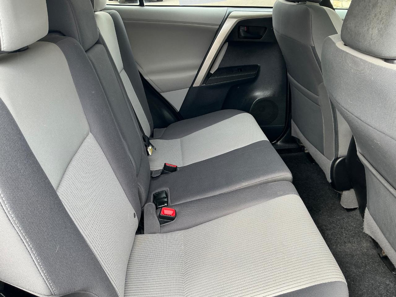 Toyota RAV4 XLE AWD 2013