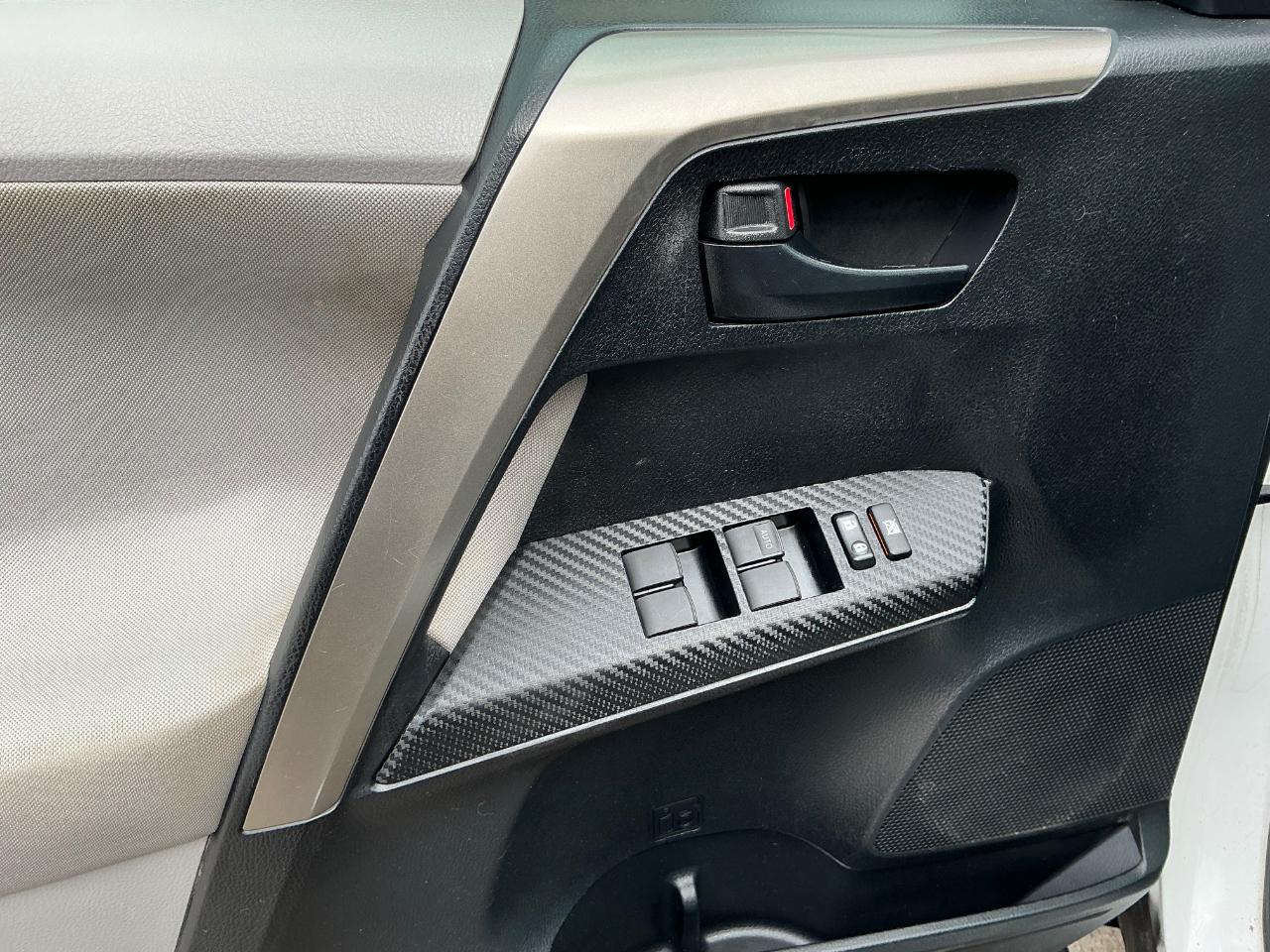 Toyota RAV4 XLE AWD 2013