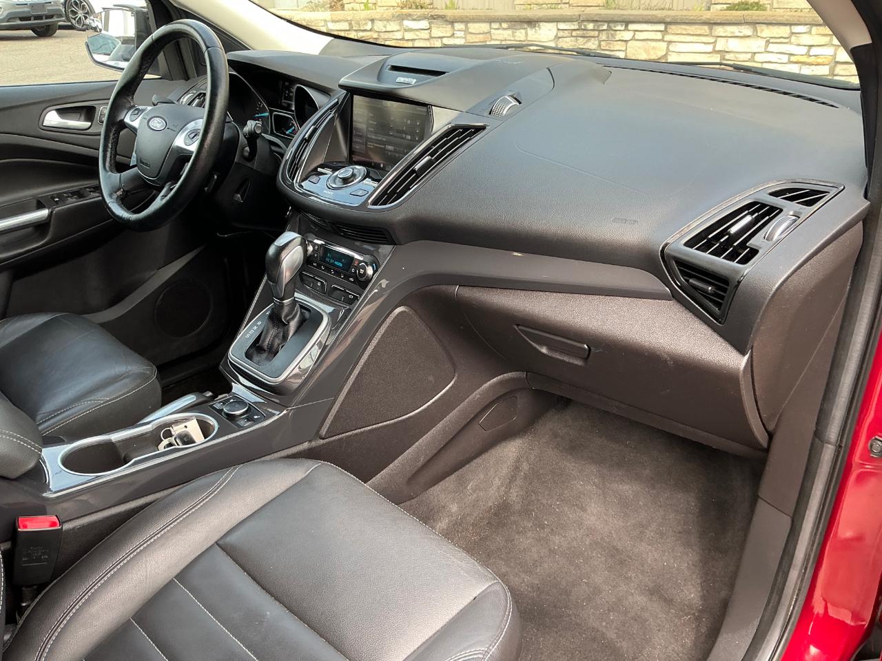 Ford Escape Titanium FWD 2014