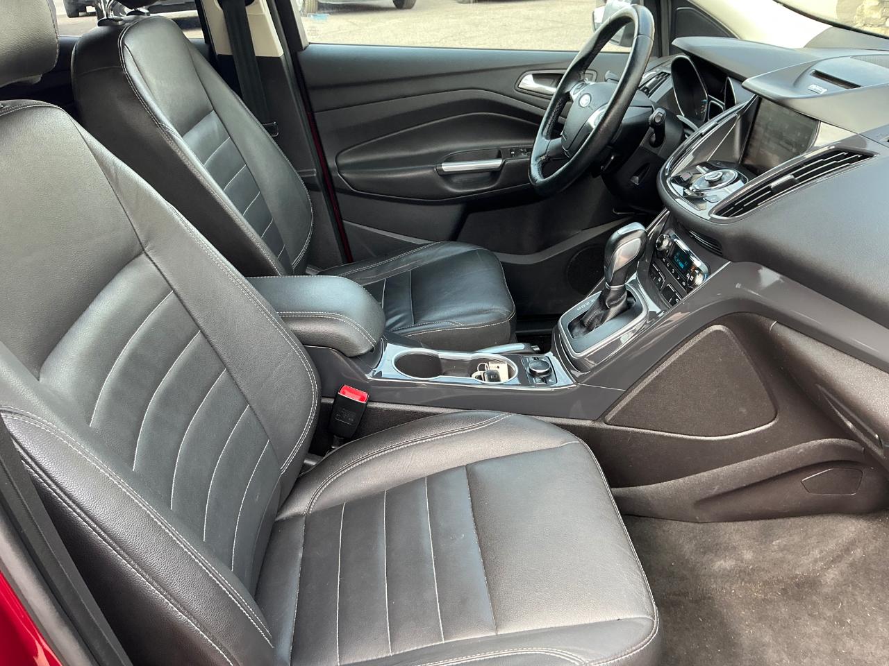 Ford Escape Titanium FWD 2014