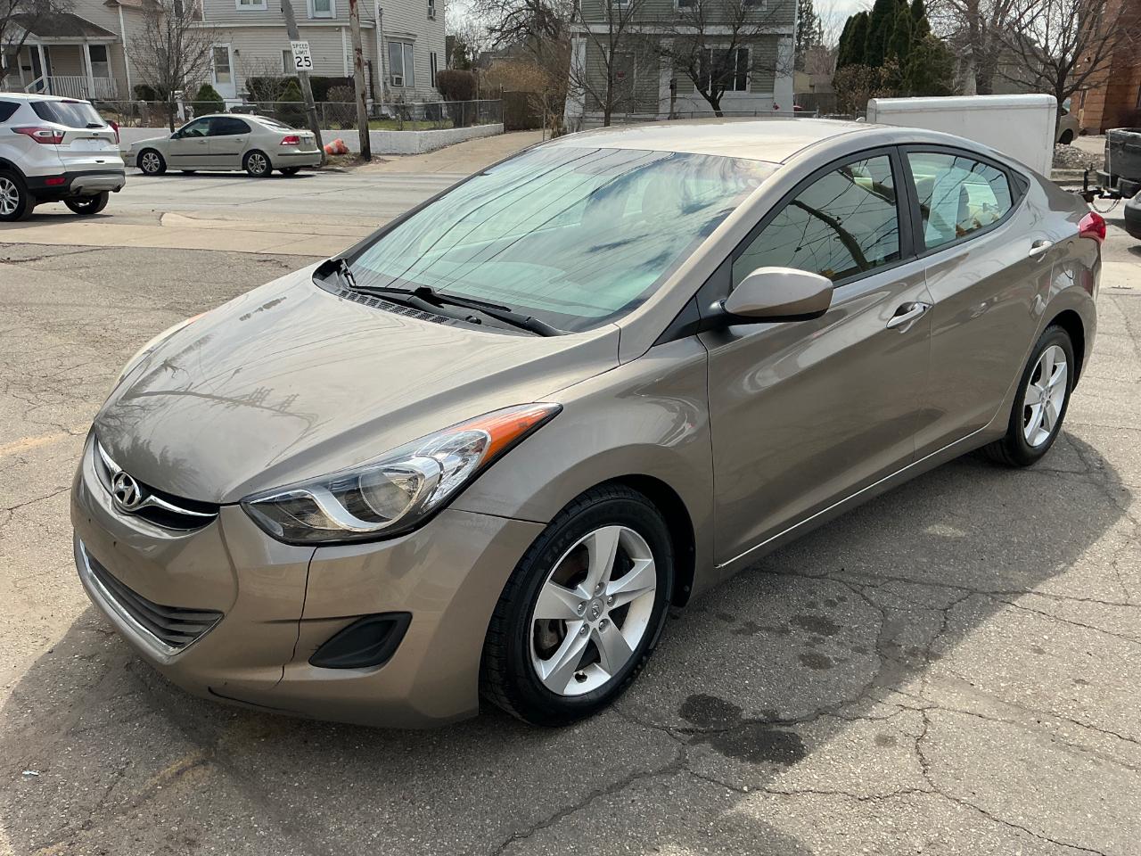 Hyundai Elantra Limited 2013