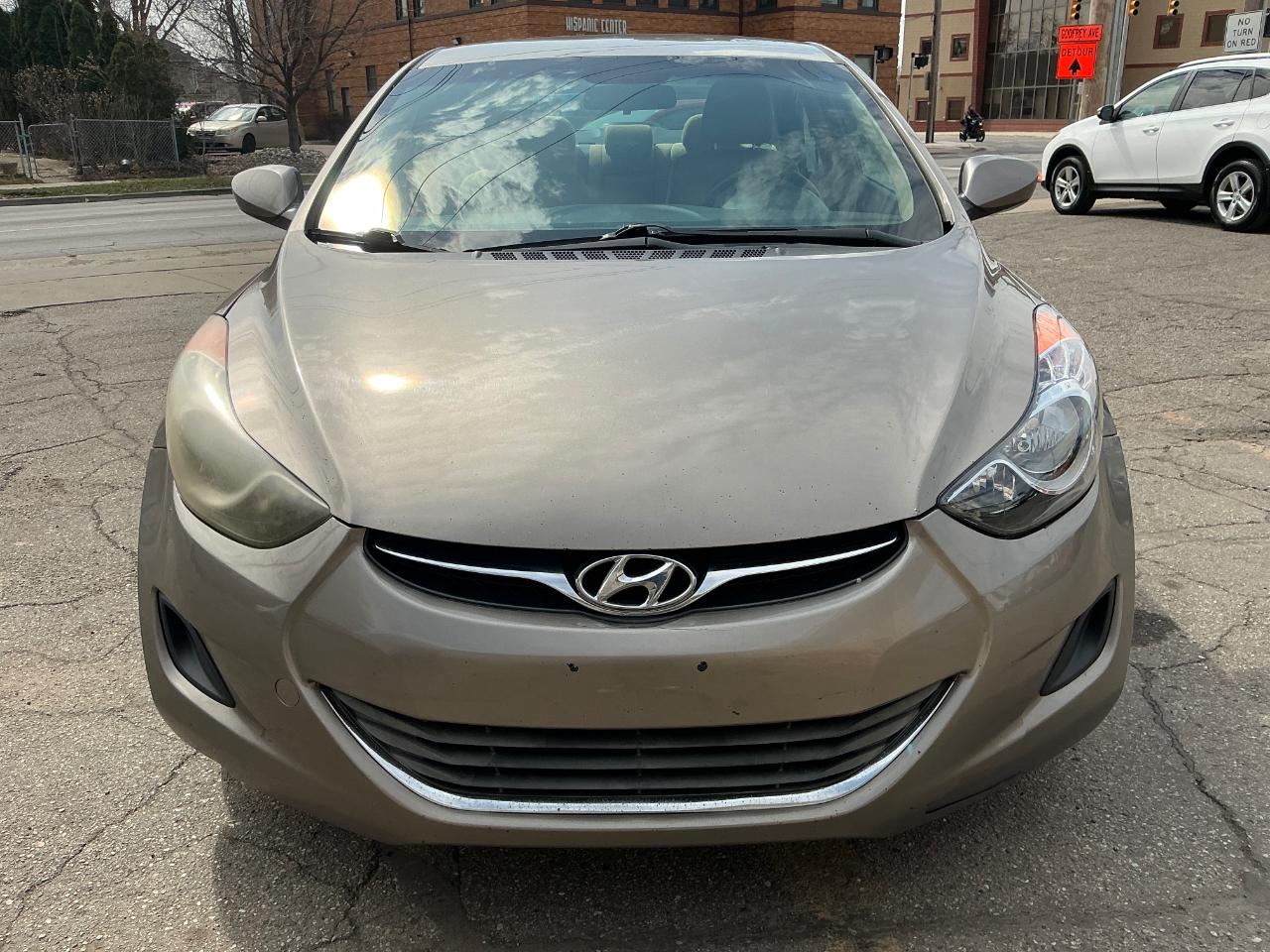Hyundai Elantra Limited 2013