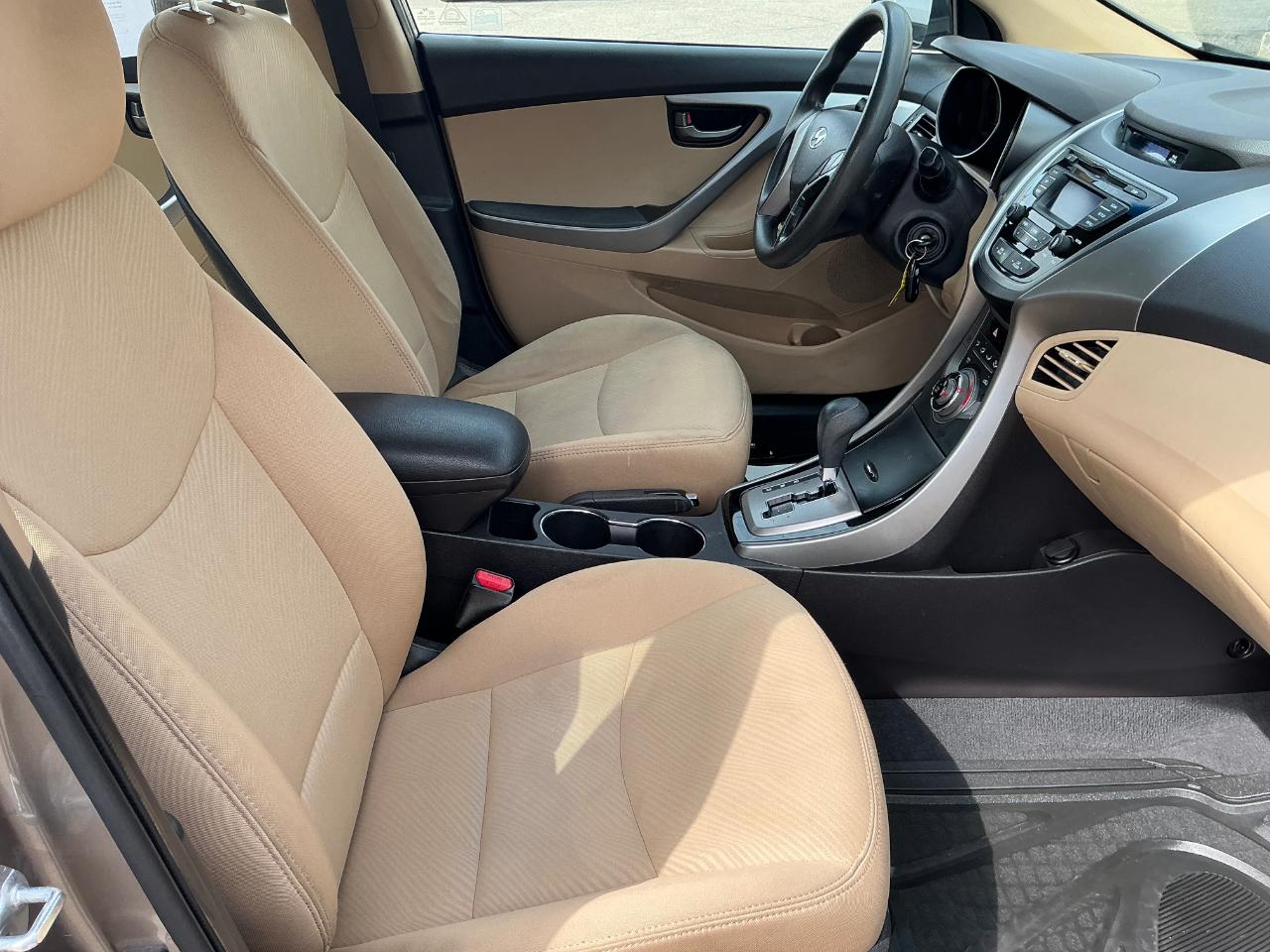 Hyundai Elantra Limited 2013