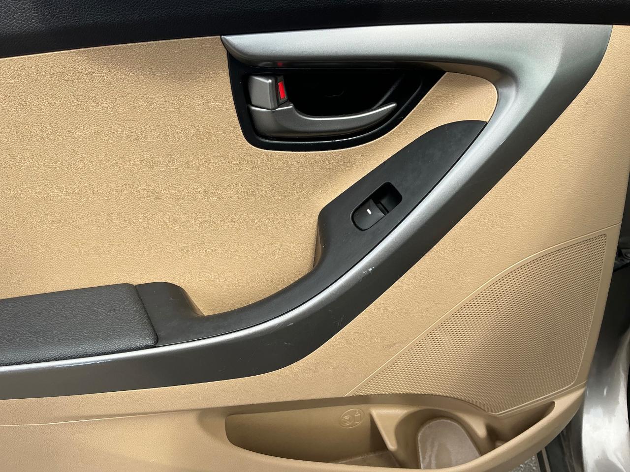 Hyundai Elantra Limited 2013