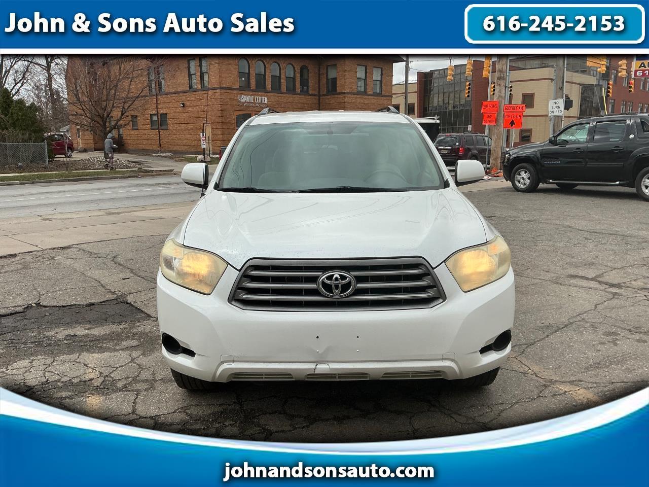 Toyota Highlander Base 2WD 2008