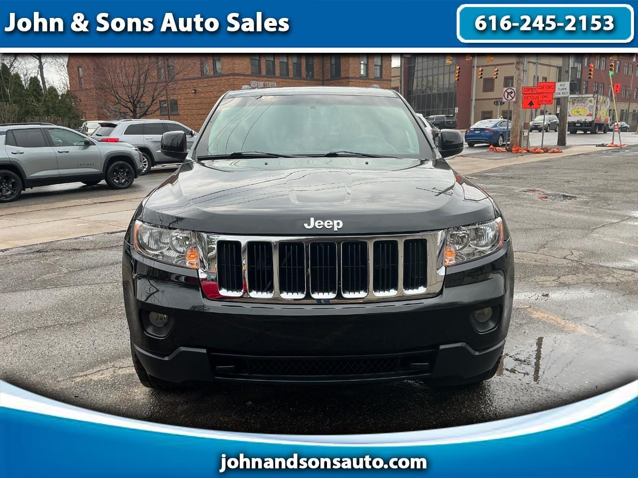 Jeep Grand Cherokee Laredo 4WD 2012