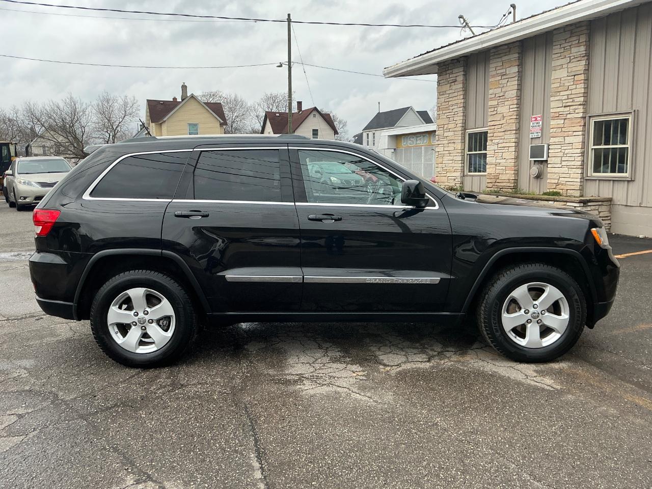 Jeep Grand Cherokee Laredo 4WD 2012