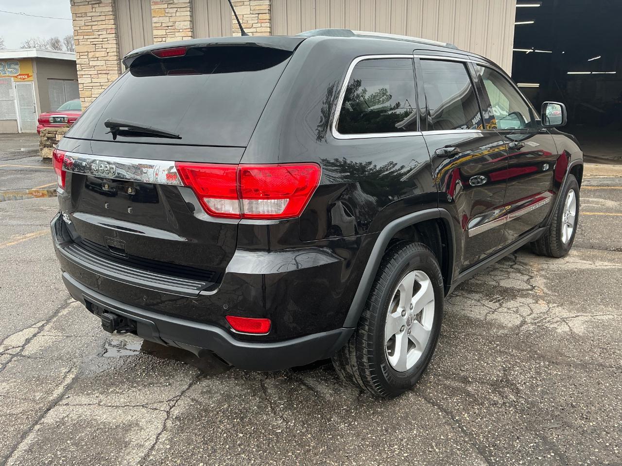 Jeep Grand Cherokee Laredo 4WD 2012