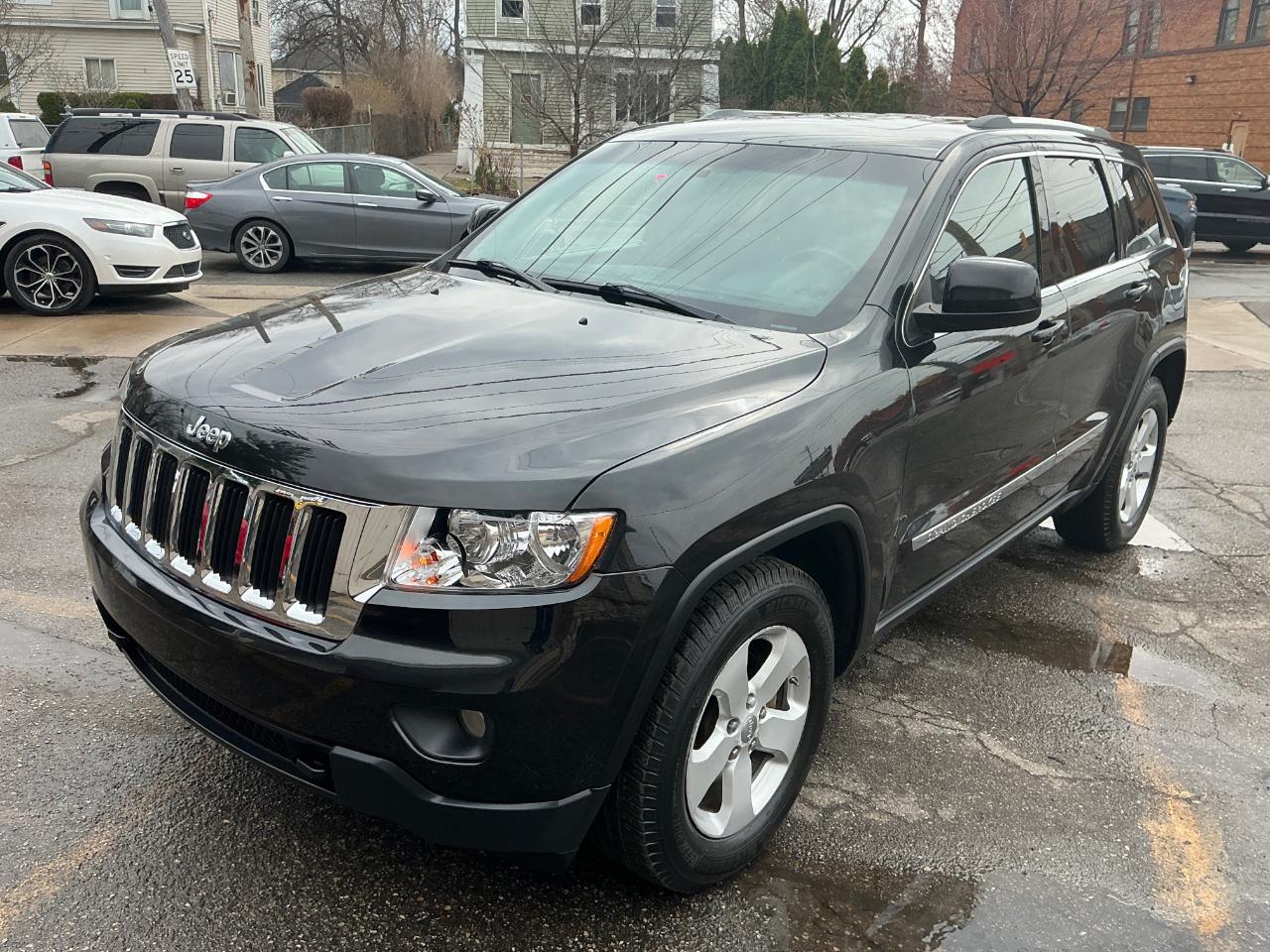 Jeep Grand Cherokee Laredo 4WD 2012