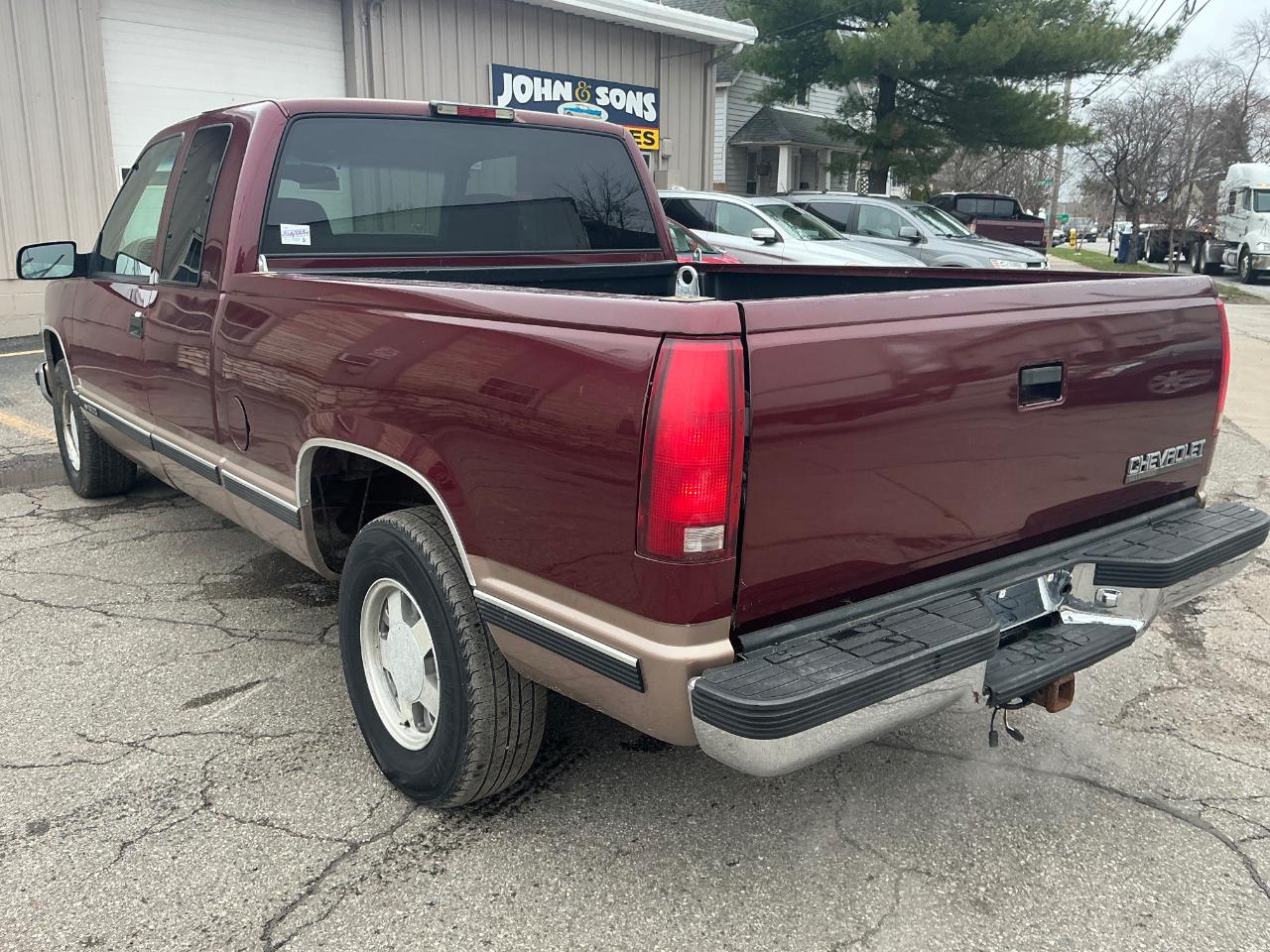 Chevrolet C/K 1500 Ext. Cab 6.5-ft. Bed 2WD 1998