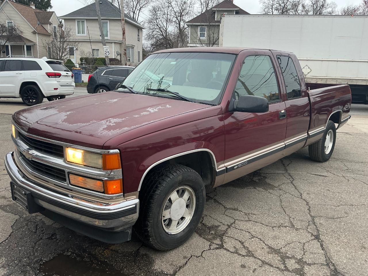 Chevrolet C/K 1500 Ext. Cab 6.5-ft. Bed 2WD 1998