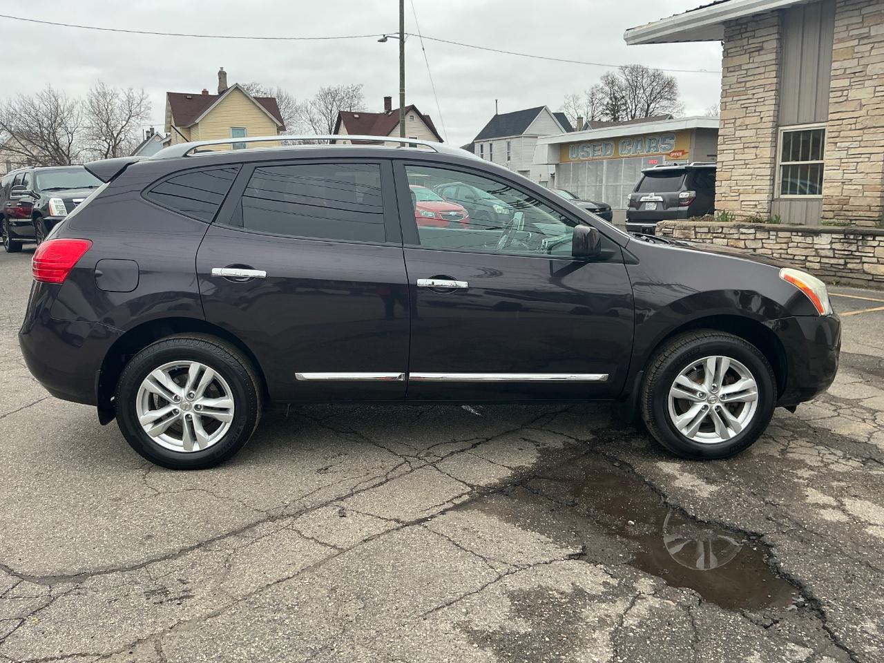 Nissan Rogue S AWD 2012