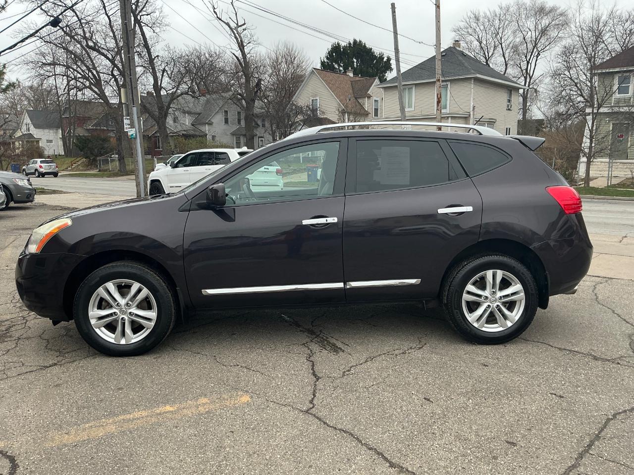 Nissan Rogue S AWD 2012