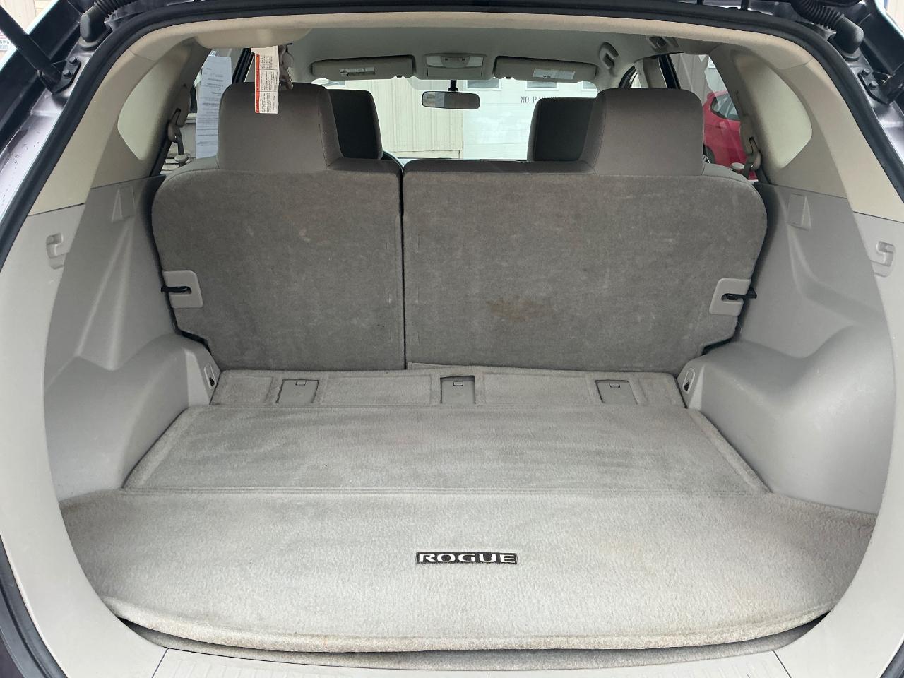 Nissan Rogue S AWD 2012