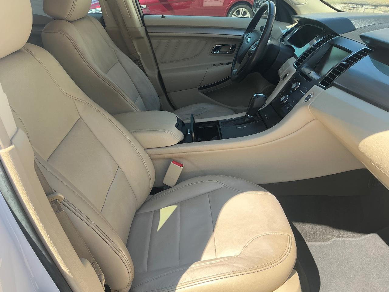 Ford Taurus SEL FWD 2015