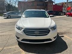 2015 Ford Taurus 