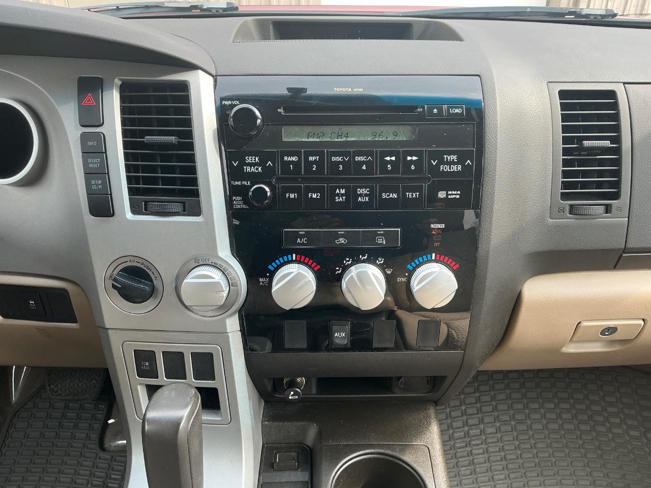 Toyota Tundra SR5 Double Cab 6AT 4WD 2007