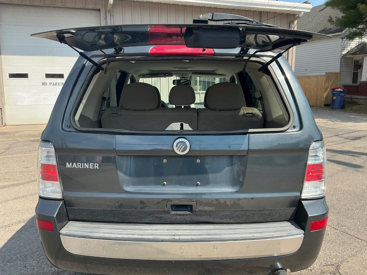 Mercury Mariner I4 2WD 2010