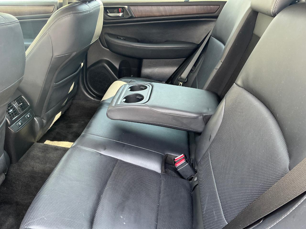 Subaru Outback 2.5i Limited 2015