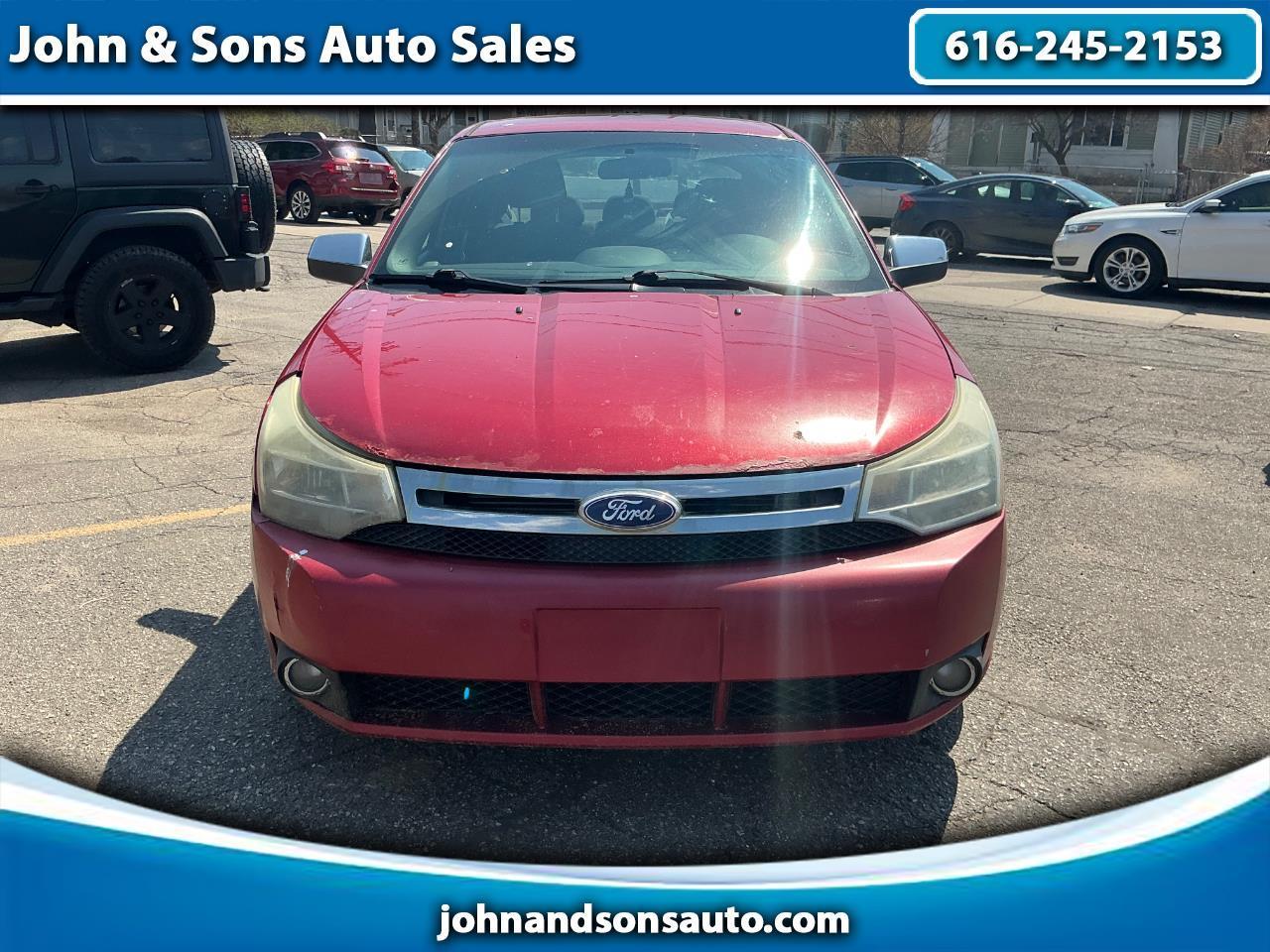 Ford Focus SE Sedan 2010