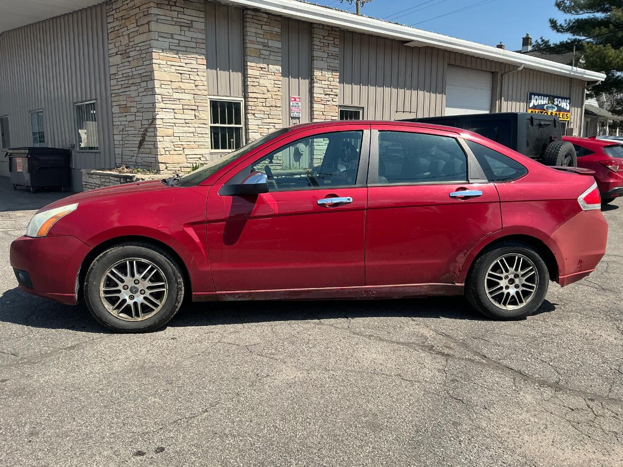 Ford Focus SE Sedan 2010