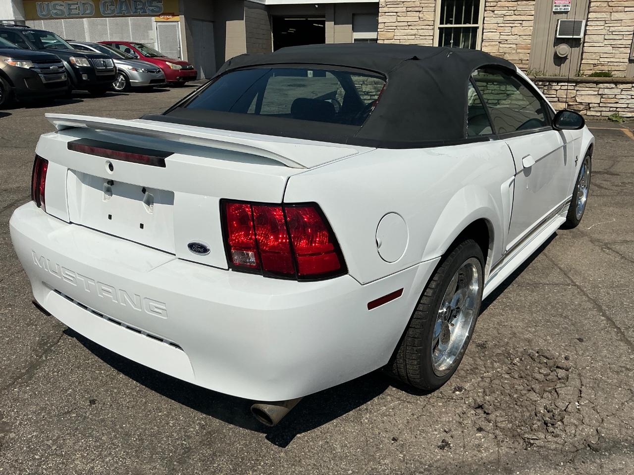 Ford Mustang Convertible 2000