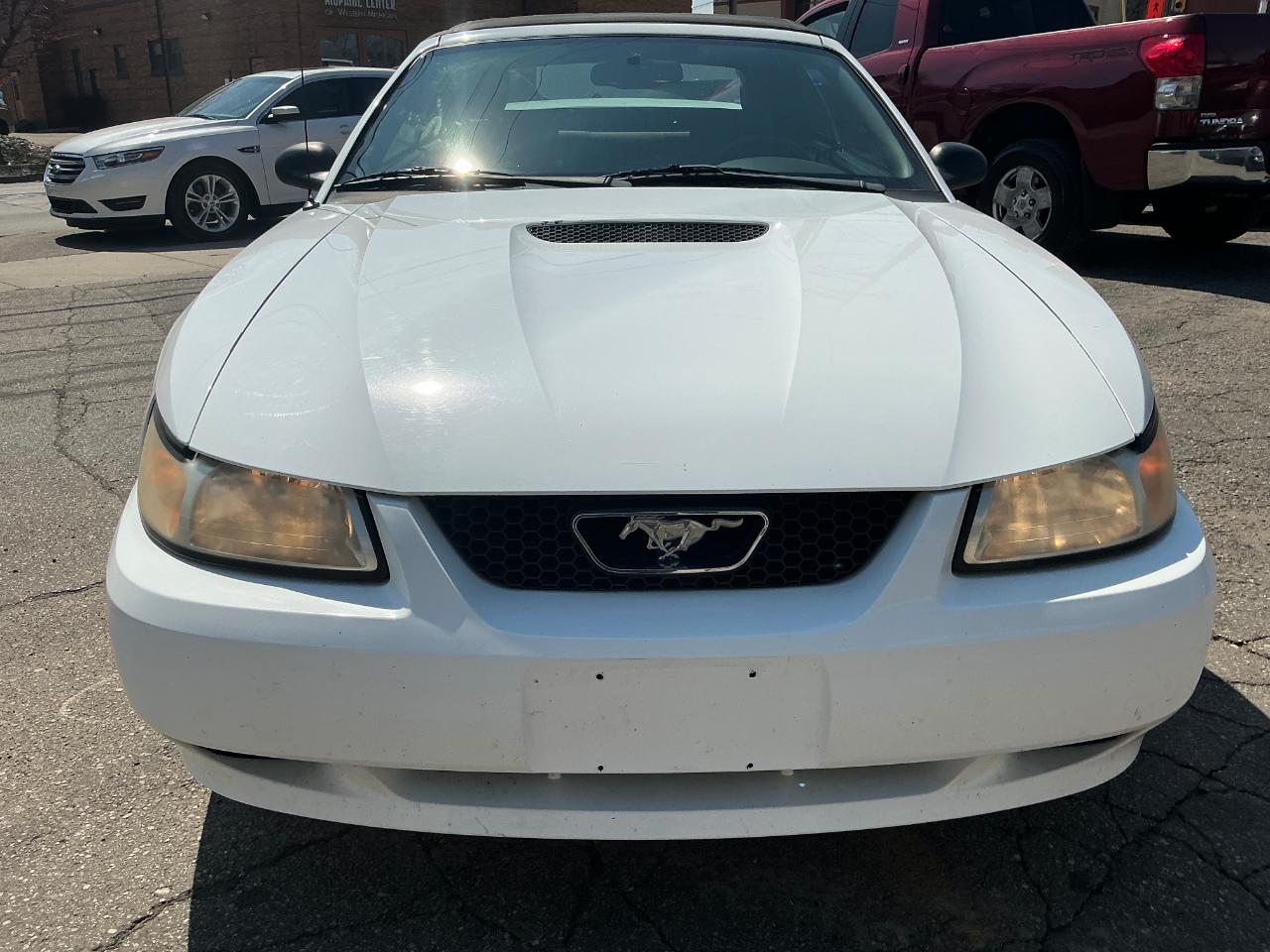 Ford Mustang Convertible 2000