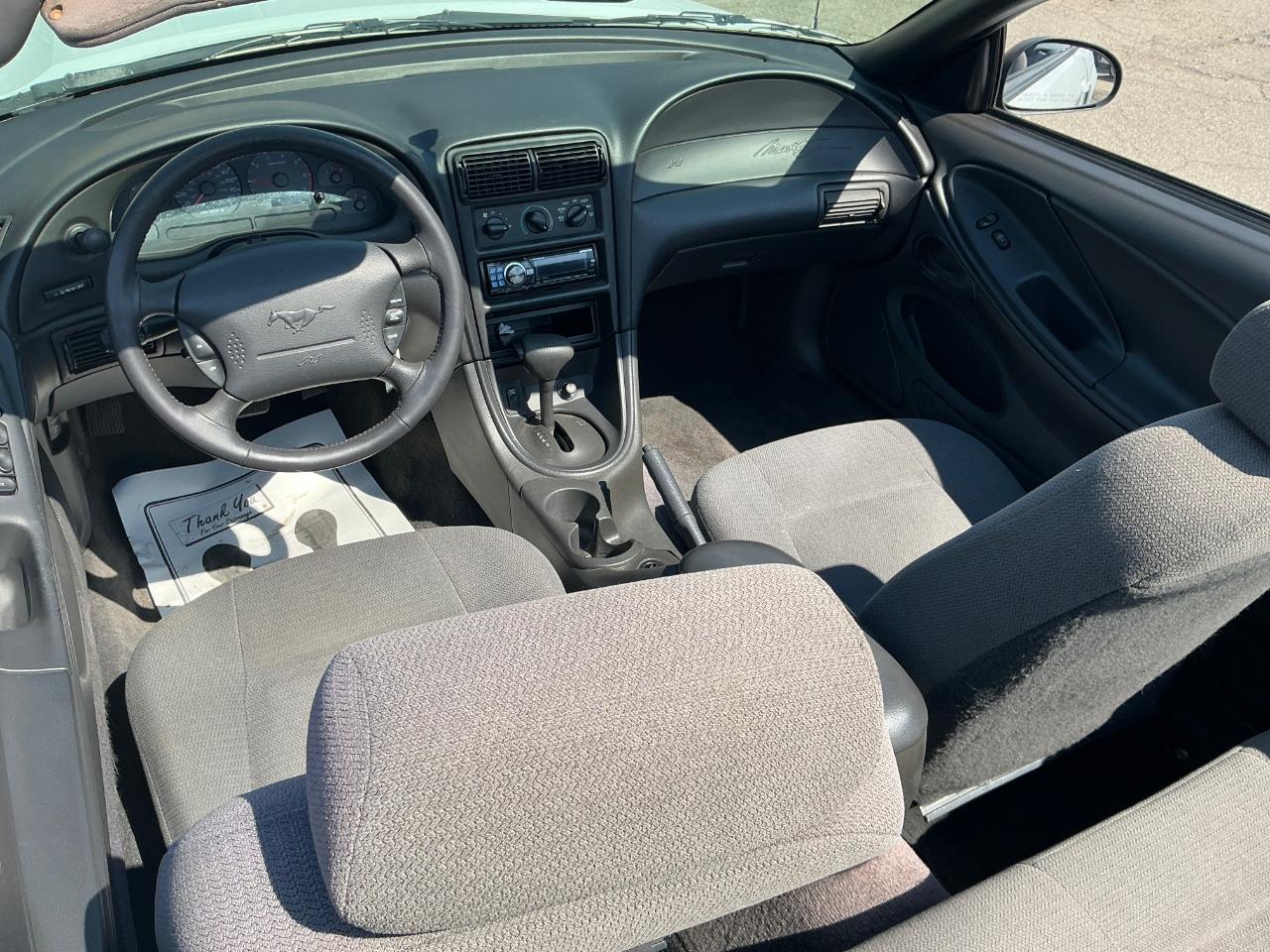 Ford Mustang Convertible 2000