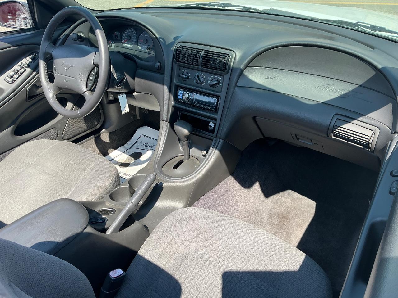 Ford Mustang Convertible 2000