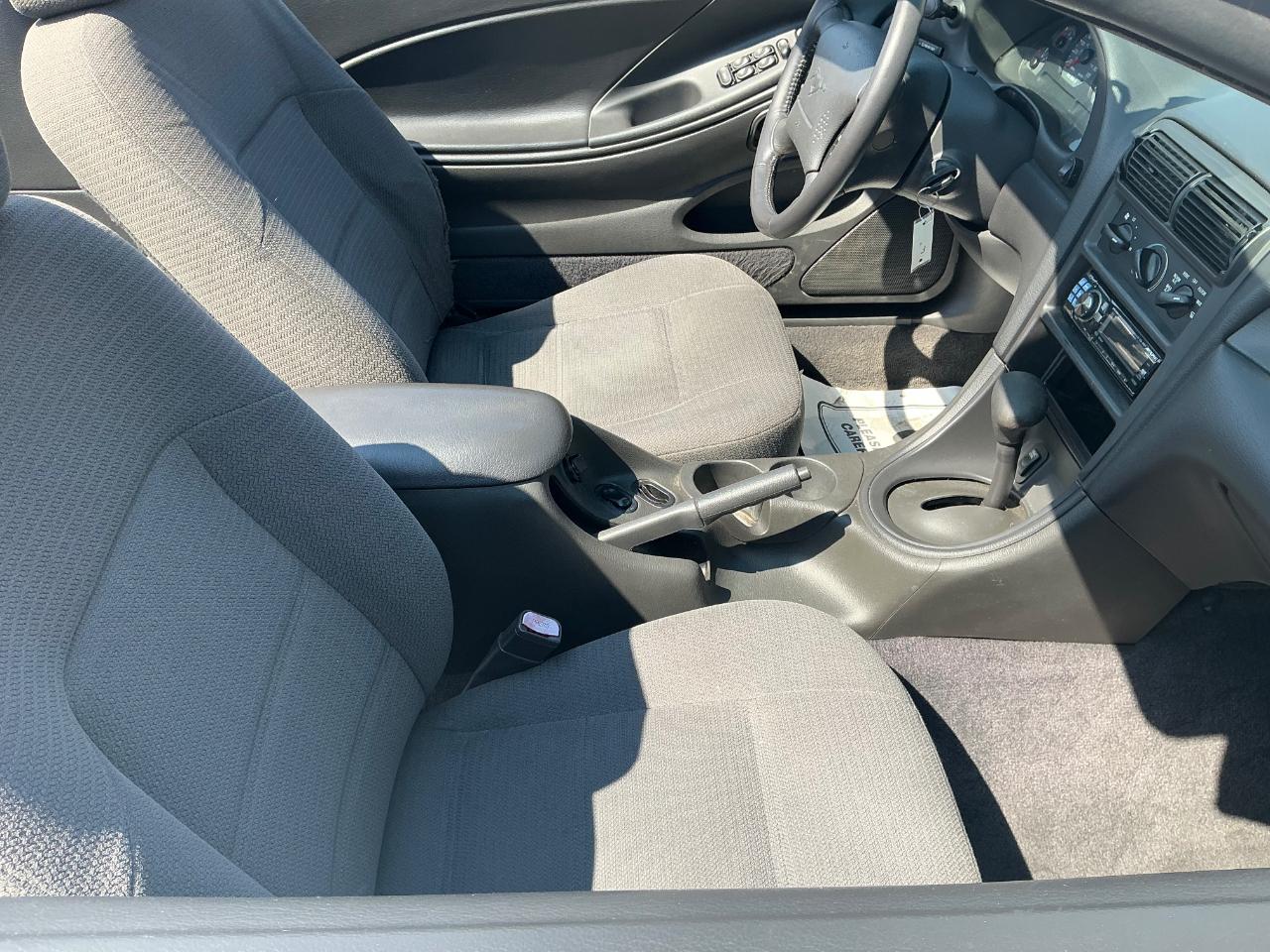 Ford Mustang Convertible 2000