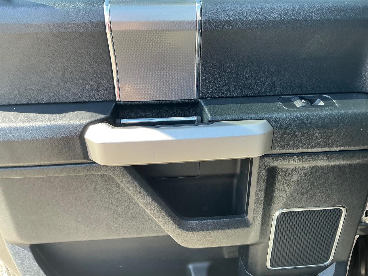 Ford F-150 XL SuperCrew 5.5-ft. Bed 4WD 2015