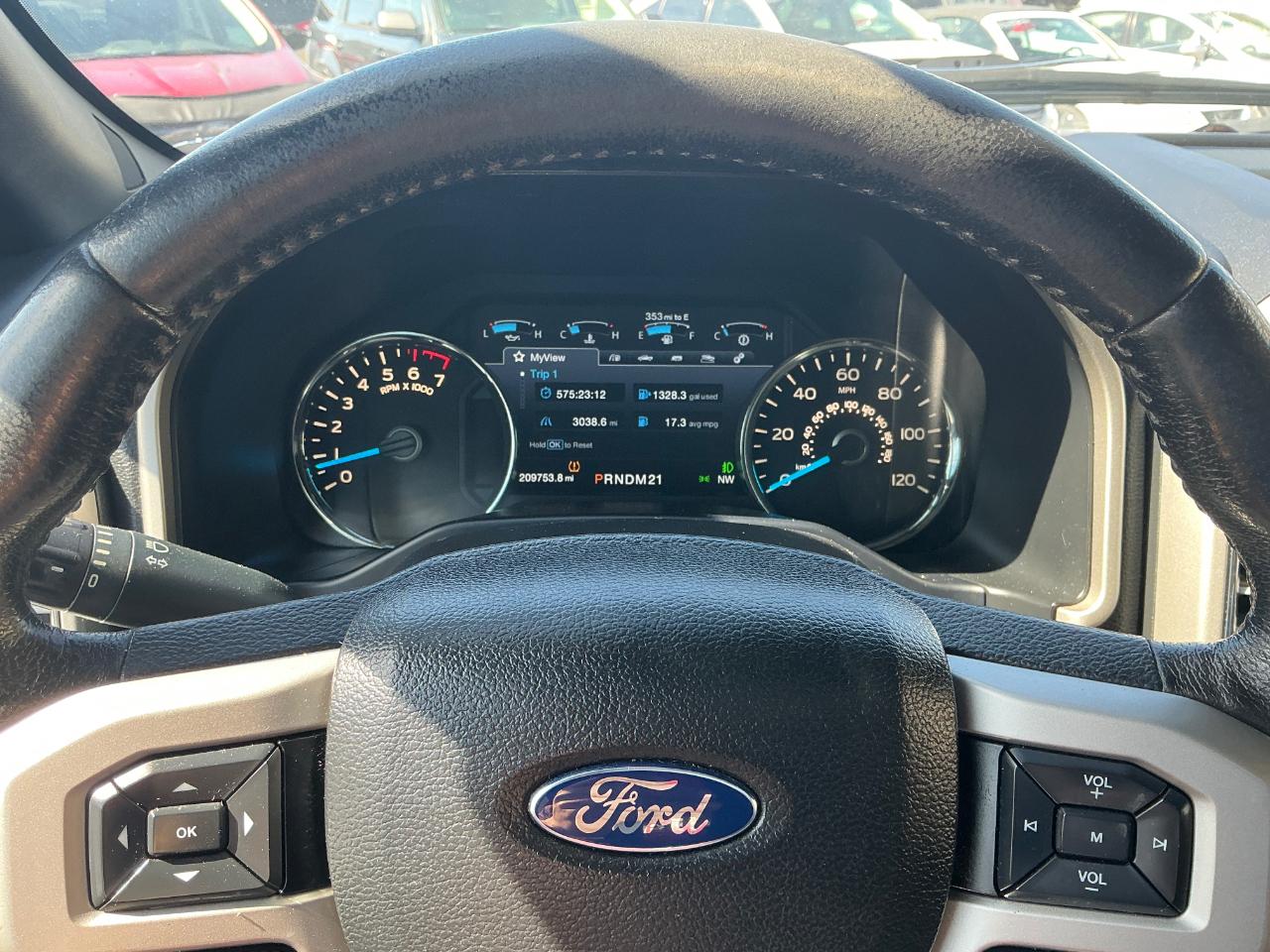 Ford F-150 XL SuperCrew 5.5-ft. Bed 4WD 2015