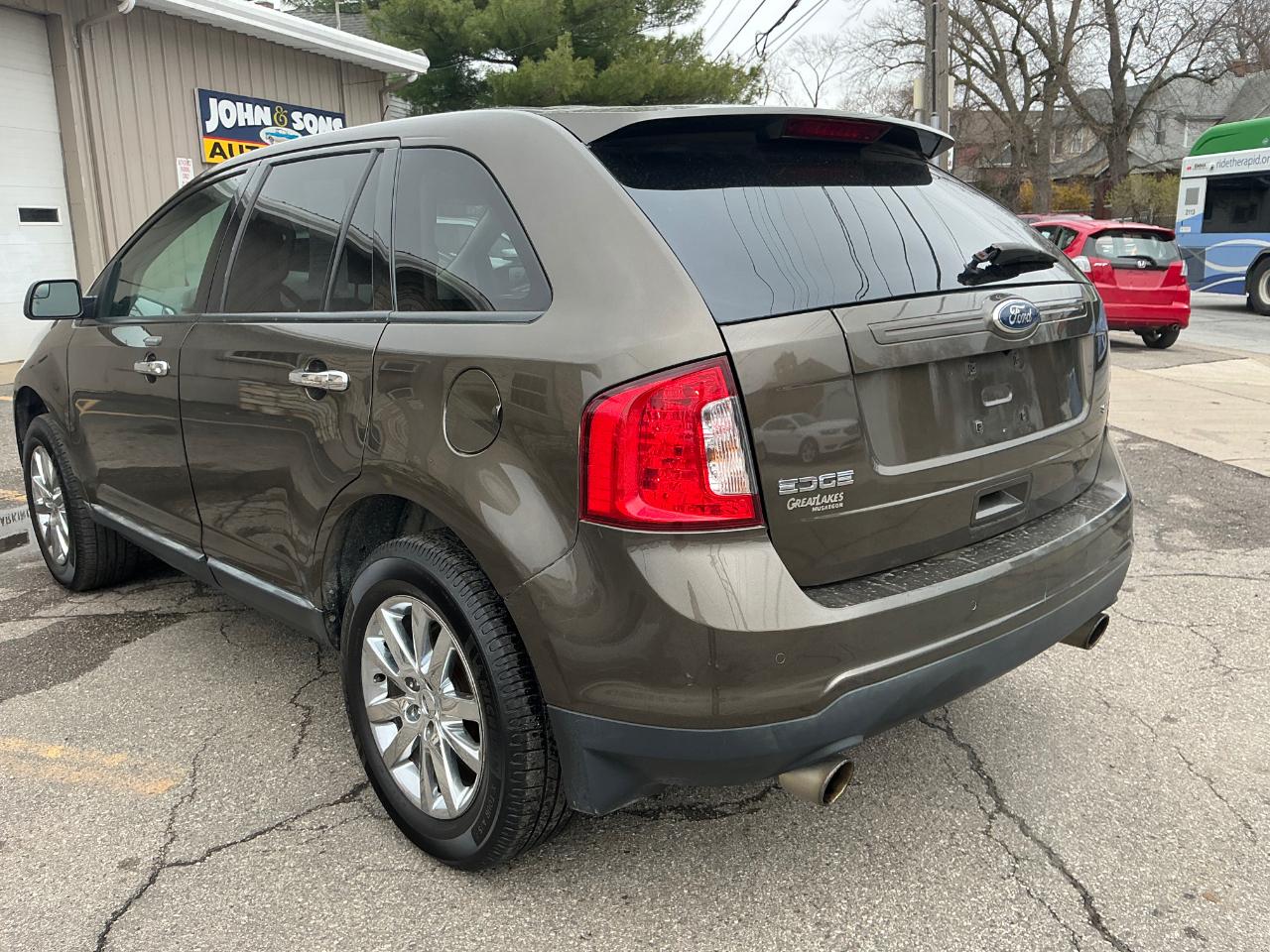 Ford Edge SEL FWD 2011